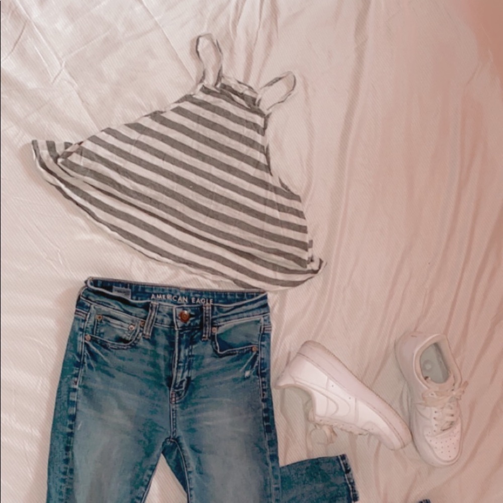 Aéropostale Gray ans white striped tank top